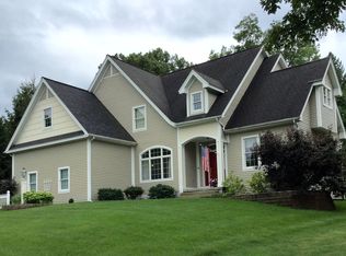 5 Edge Of Woods, Latham, NY 12110