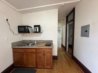 1978 Estrella Ave #7, Los Angeles, CA 90007