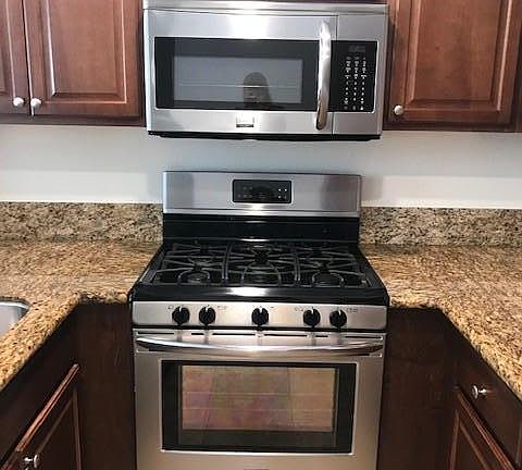 Stainless Appliances and Granite