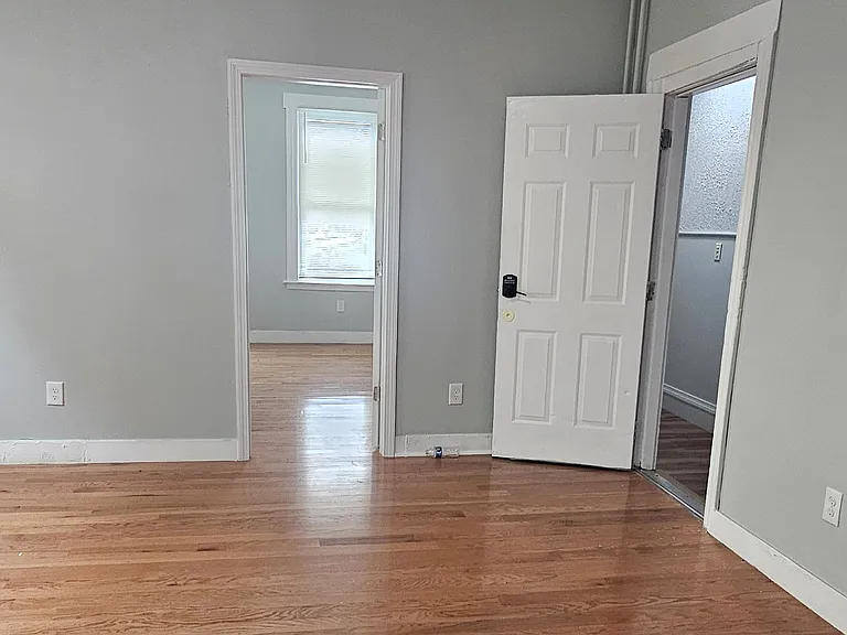 185 Winthrop Ave #A — Photo 4