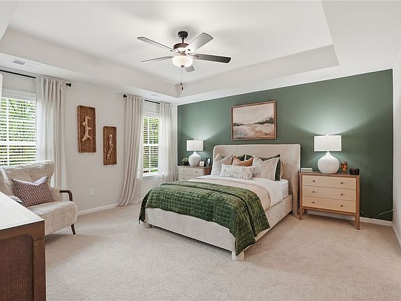 4th image of 1102 Shirley Dr
