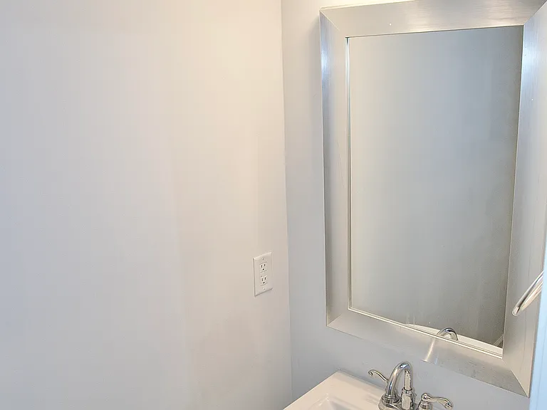 153 Enterprise Dr — Photo 16