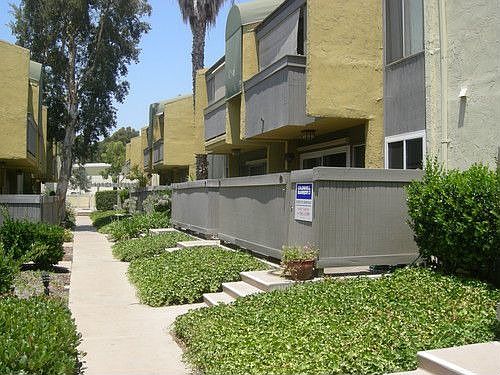 2nd image of 3456 Castle Glen Dr Unit 175