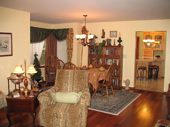 Living/Dining Room