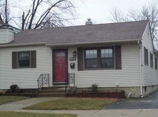 129 S Jefferson St, Lockport, IL 60441