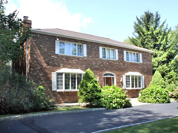 259 Mahopac Ave, Yorktown Heights, NY 10505