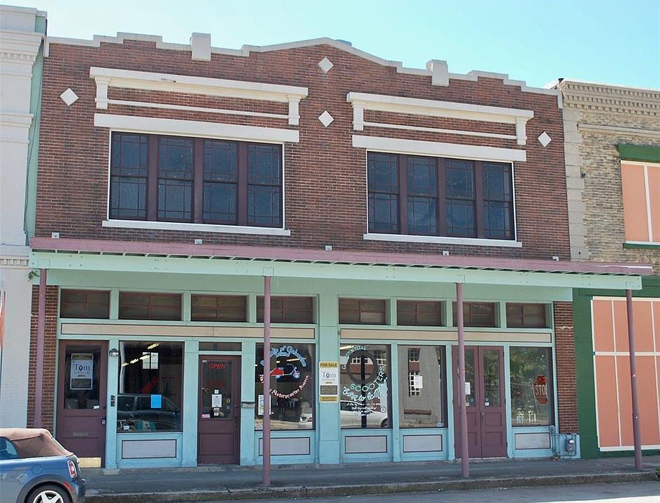 1st image of 2509 Market St #2