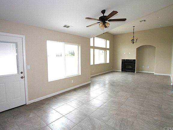 4th image of 8875 Palmetto Ave