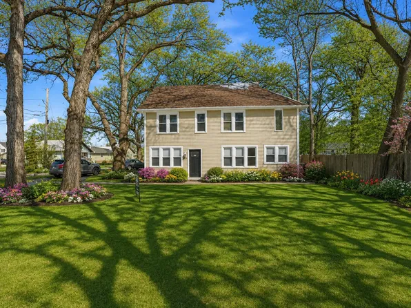 2908 Oakwood Ave, McHenry, IL 60051