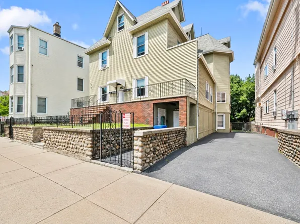 254-254 E Eagle St #256, Boston, MA 02128