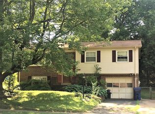 13816 Gilbert Rd, Woodbridge, VA 22193