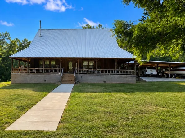 350 Kay Ln, Grove Hill, AL 36451