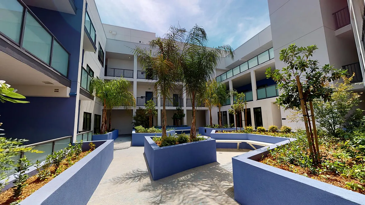 Building Photo - Zag Apartments