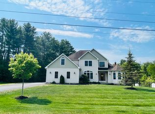 54 Constitution Ave, Hampden, ME 04444