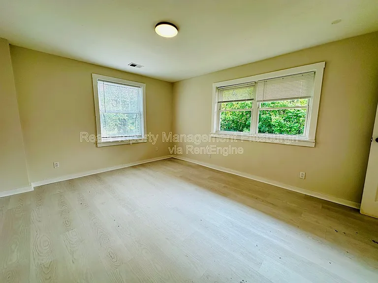 2121 Milligan Ave #6 — Photo 6