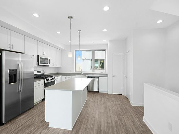 5th image of 3001 Schirra Dr #61A