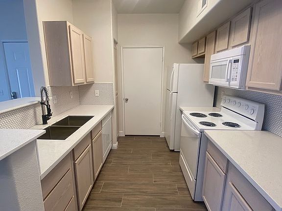 2nd image of 2615 W Gary Ave Unit 2057