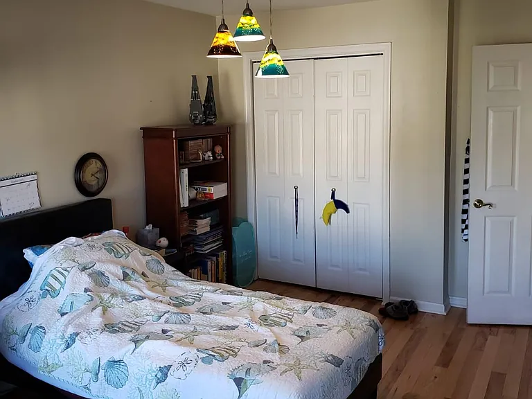 Bedroom 1 (upper level)