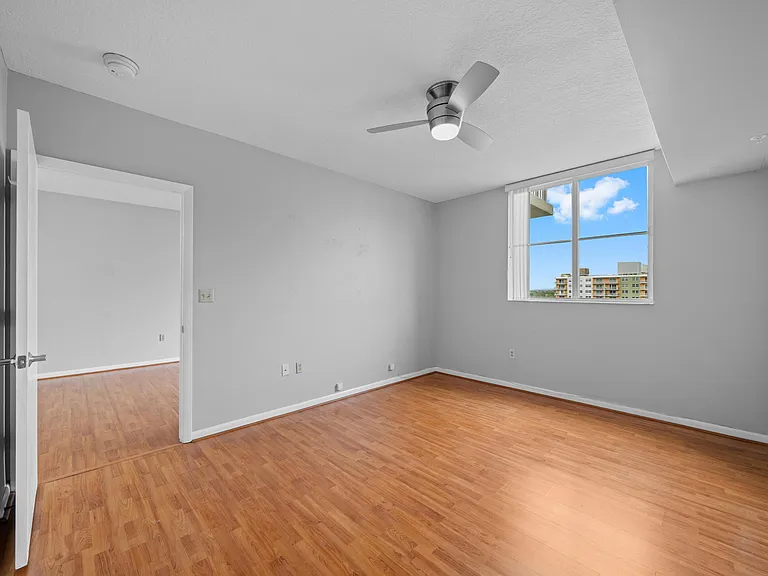 3020 NE 32nd Ave #710 — Photo 13