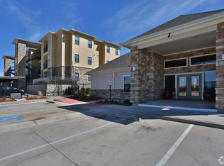 4810 Spur 408 APT 328, Dallas, TX 75236