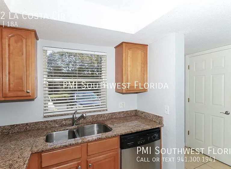 942 La Costa Cir #9 — Photo 9
