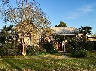 210 N Parkerson St, Rayne, LA 70578