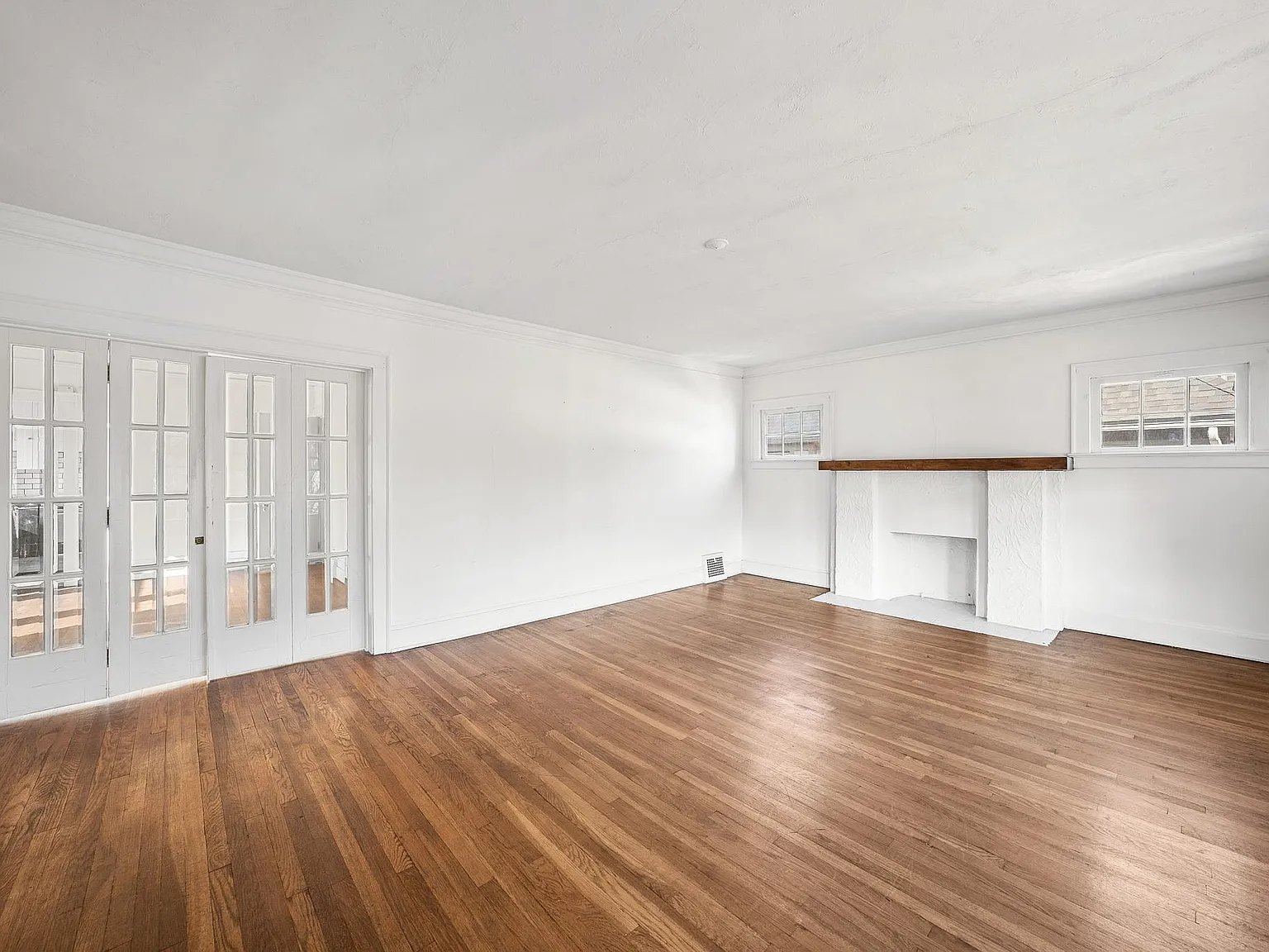 3 bed, 1499 sqft, $1,485 — Photo 2