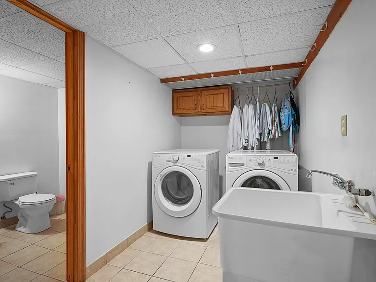 164 Hadley St #1 — Photo 33