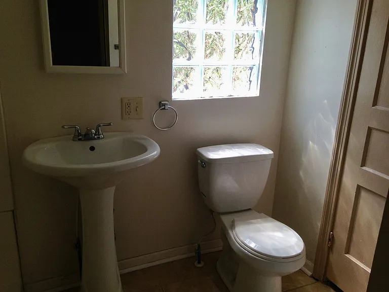 3602 Bates St — Photo 12