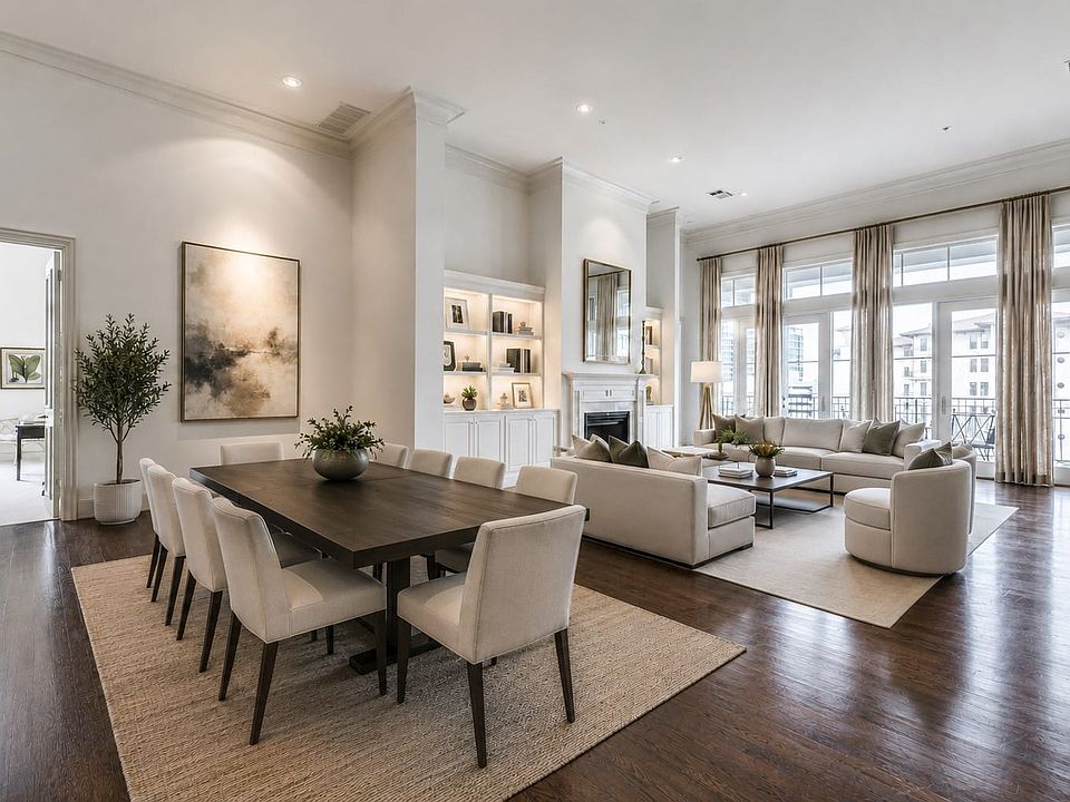 Dining room is Virtually Staged