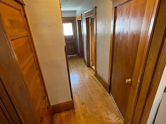 4th image of 3718 Oakland Ave APT 2