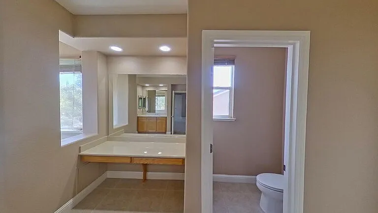 1692 Woodhaven Cir — Photo 16