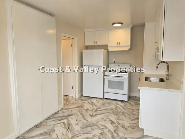 601 Forest Avenue, Pacific Grove, CA 93950, 601 Forest Ave #2, Pacific Grove, CA 93950