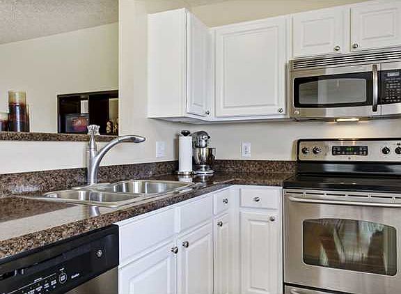 4th image of 5975 Canyon Creek Dr #508