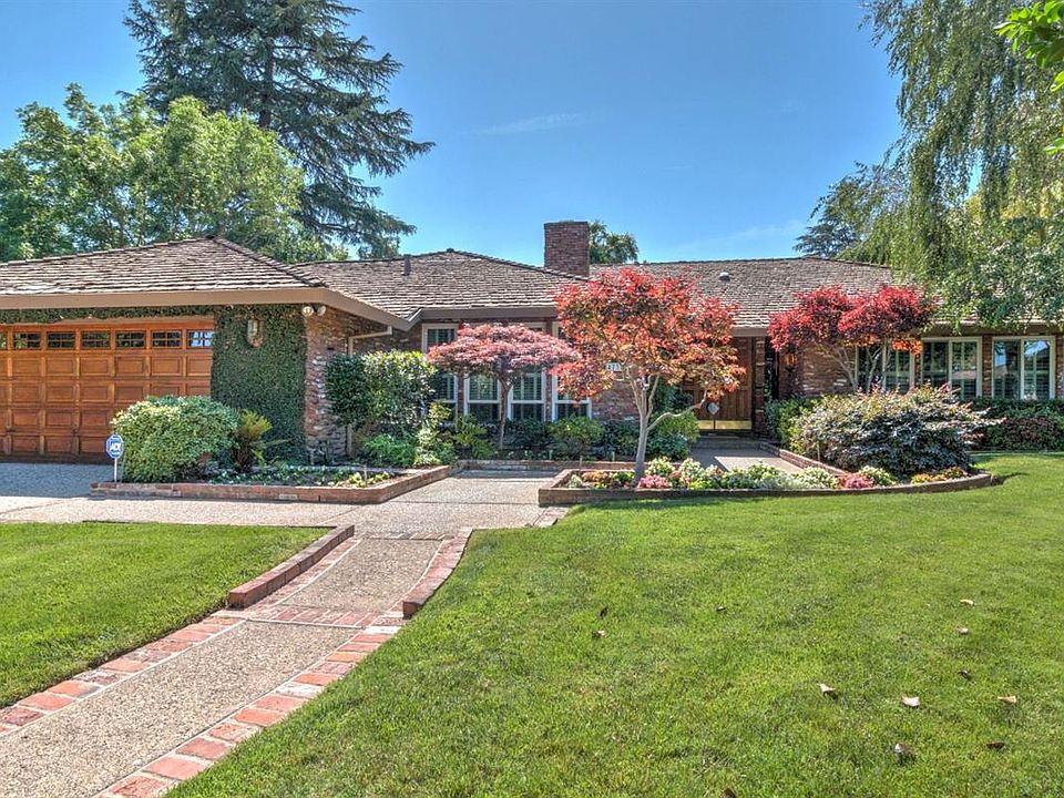 1st image of 4737 Dovercourt Cir