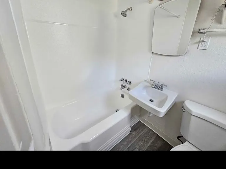 4120 Beach Dr SW #13 — Photo 4