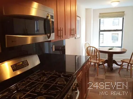Rented by 24 7 NYC Realty Inc. | media 8