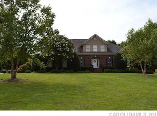 8709 Kentucky Derby Dr, Waxhaw, NC 28173