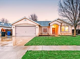 1424 Tulip St, Lemoore, CA 93245