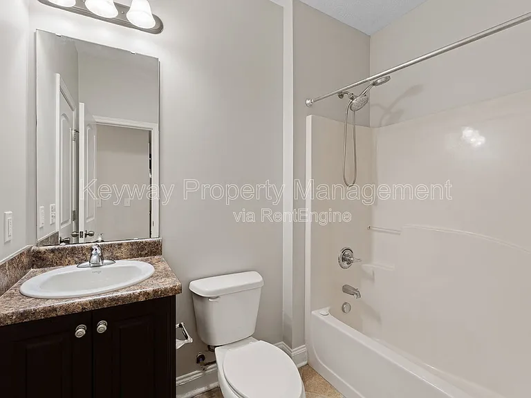 366 Bowen Fls — Photo 8