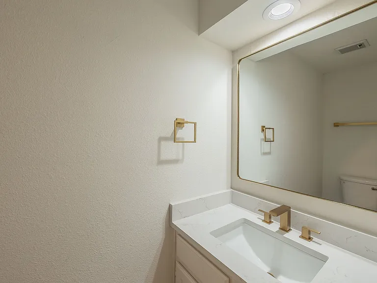 5893 Westhaven Dr — Photo 12