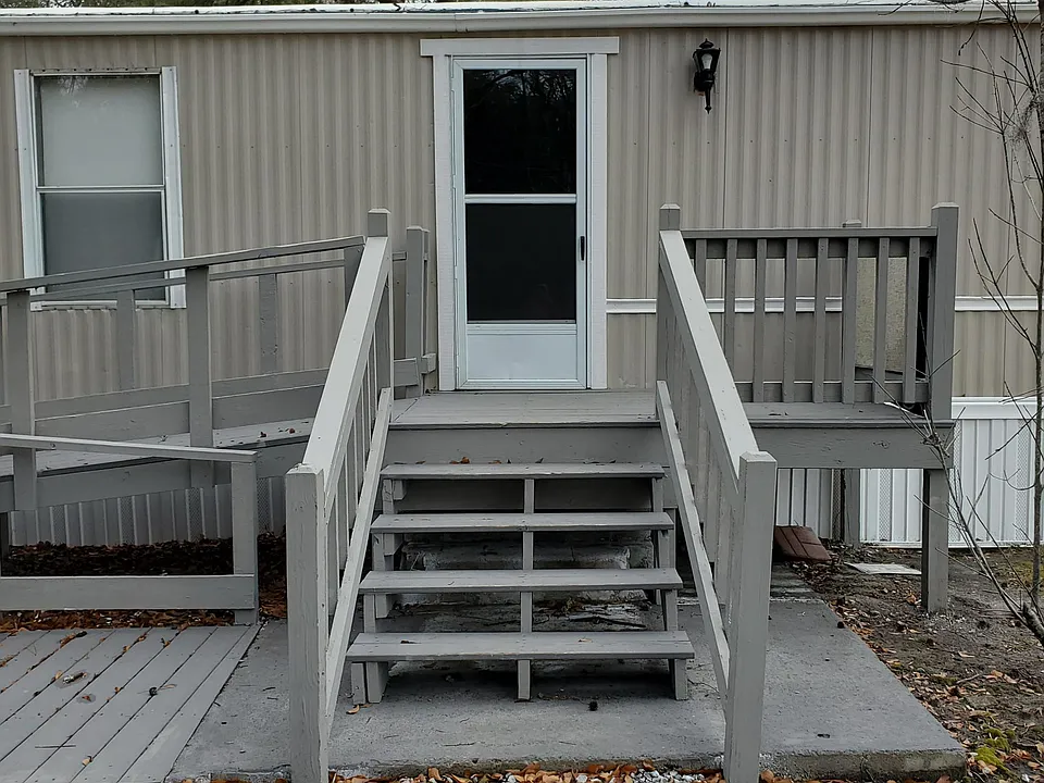 54 Johnson Landing Rd
