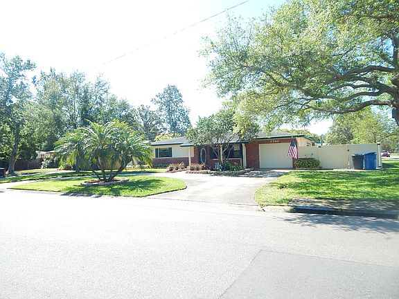 3rd image of 7740 32nd Ave N