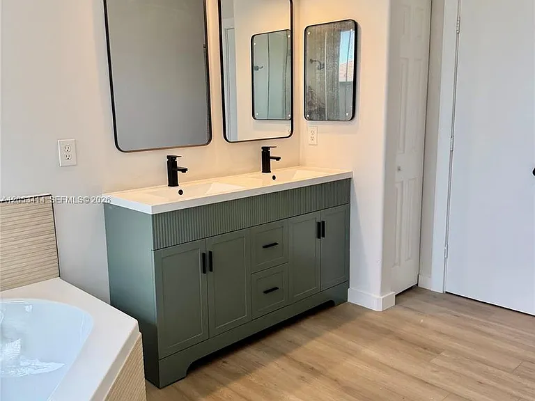 4946 SW 38th Way — Photo 45
