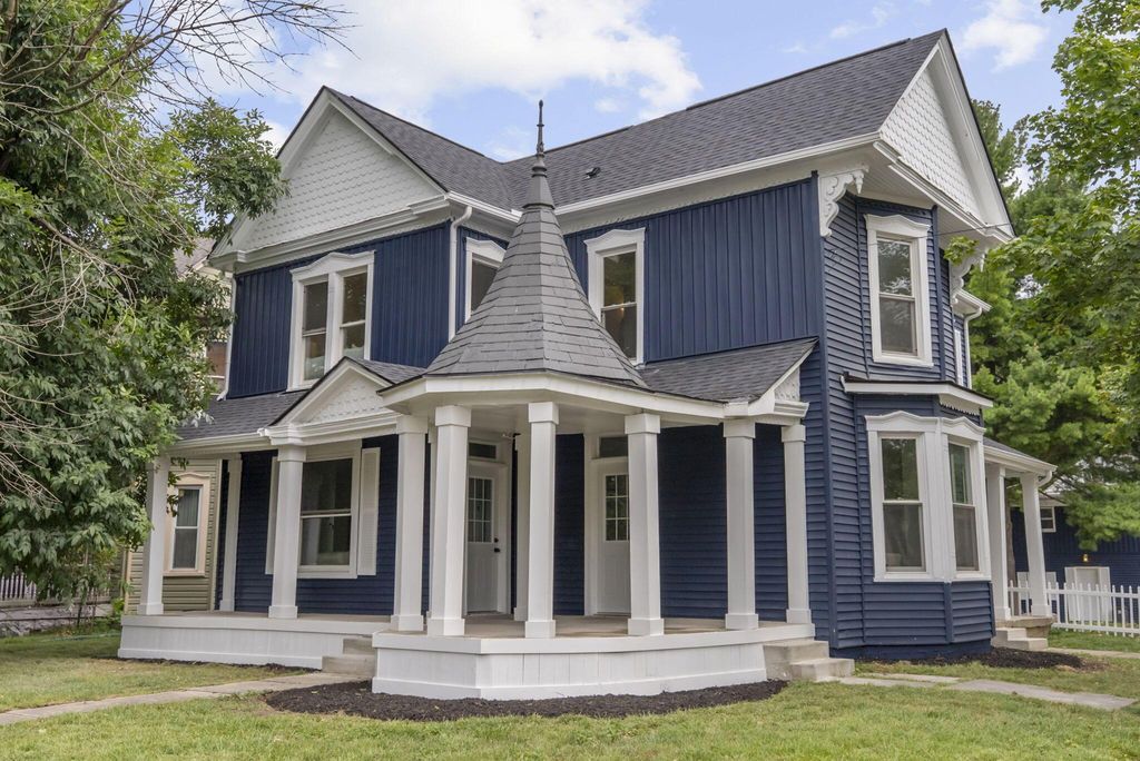 Real estate listing image