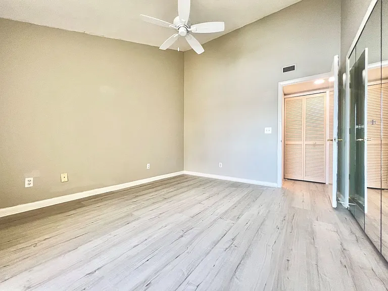 8805 Lateen Ln #203 — Photo 10