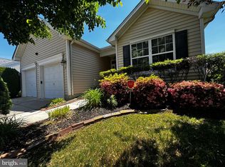 35 Mayfaire Cir, Westampton, NJ 08060