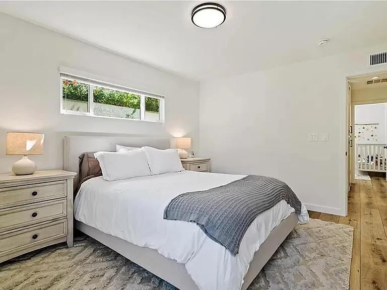 23055 Gilmore St — Photo 15