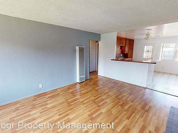 2nd image of 13951 Illinois St Unit D