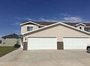 501-516 Agassiz Dr SE #502, Devils Lake, ND 58301